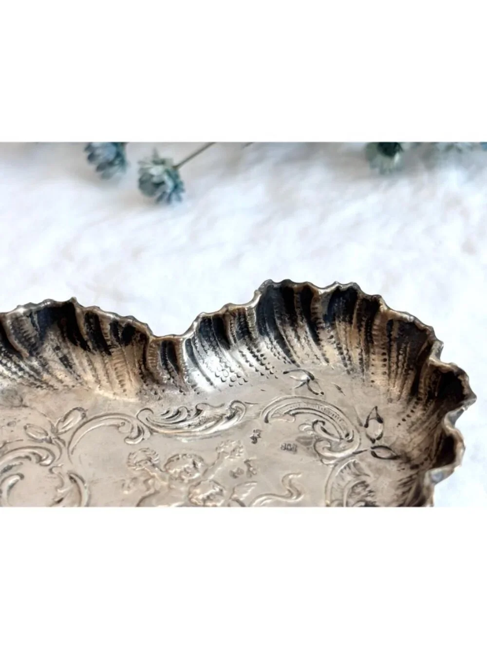 RARE Repousse Cherub Floral Vintage Sterling Silver Heart Shaped Scalloped Dish